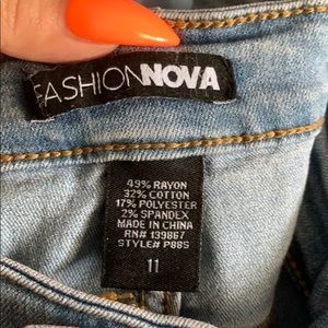 Fashion nova light blue jeans short